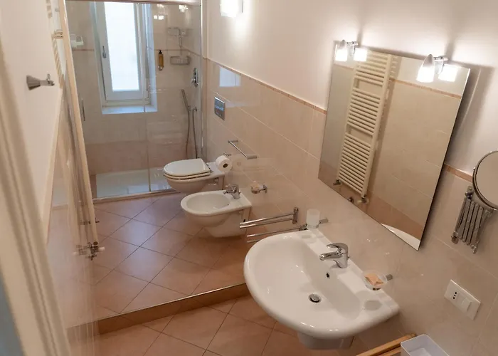 Via Veneto 5 Appartement *